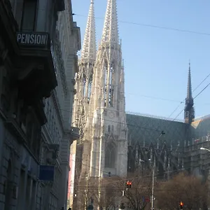 https://pension-schottentor.vienna-besthotels.com