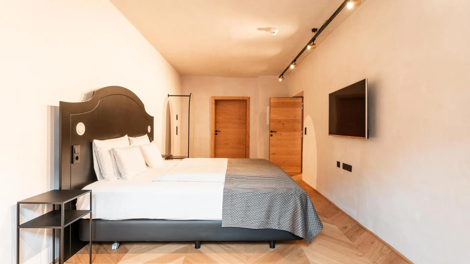 H5 Grauer Baer Studios & More Innsbruck